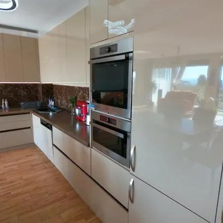 Apartments For The Elite! Only For Guests From Russia! * איסטמבול