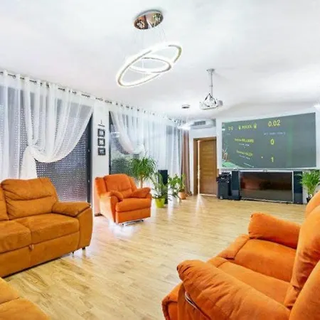 Apartments For The Elite! Only For Guests From Russia! *
